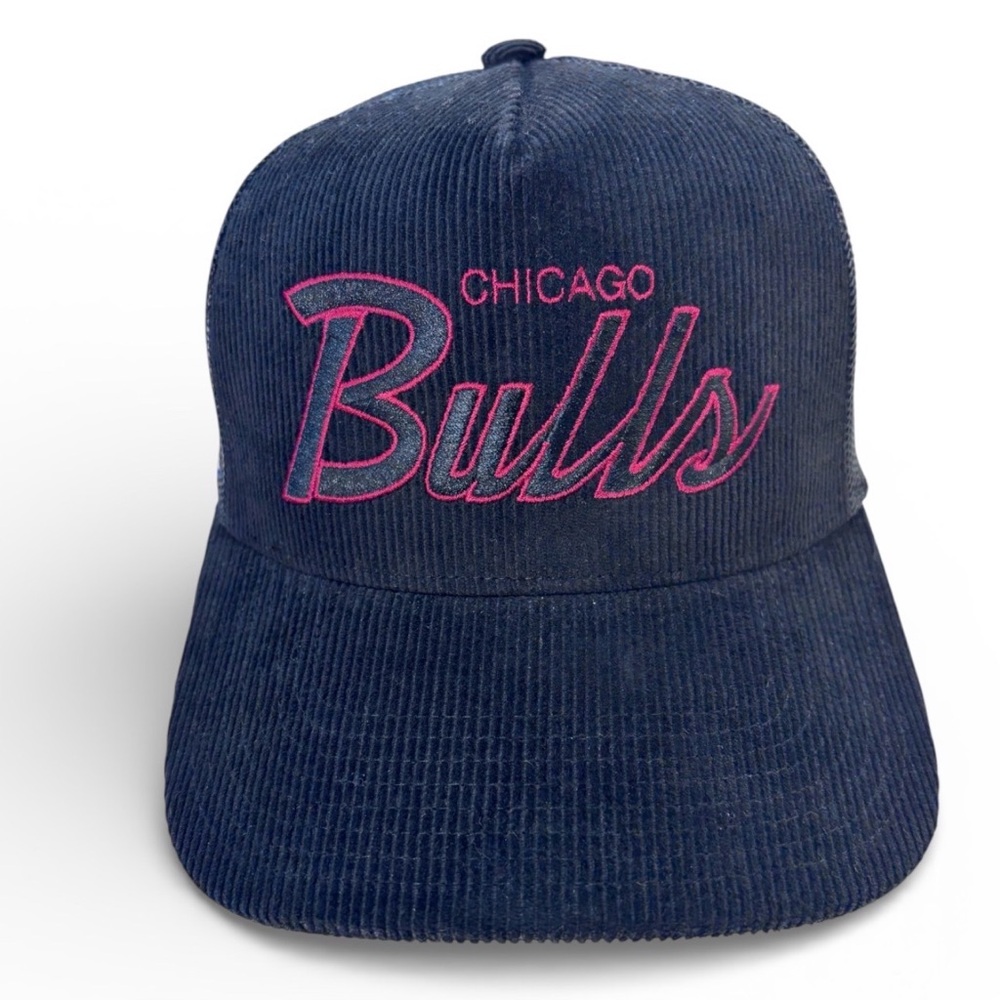 Mitchell & Ness Black Corduroy Mesh Chicago Bulls NBA 1991 World Champs Cap HWC